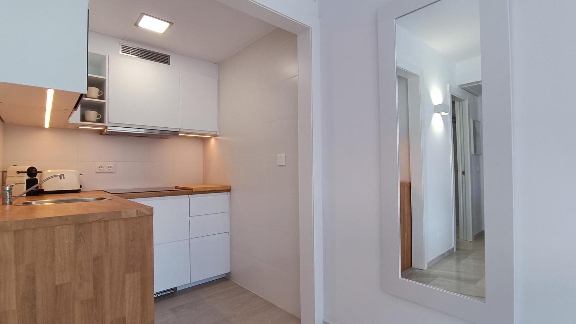 Beach Studio Puerto Marina Playa เบนัลมาเดนา ภายนอก รูปภาพ